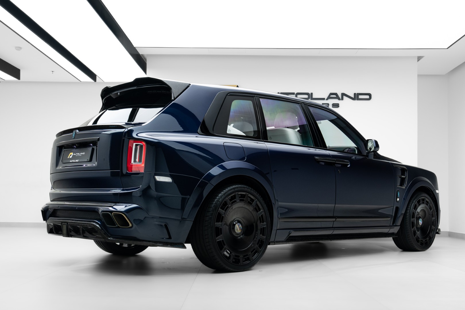 2021 ROLLS ROYCE CULLINAN WITH MANSORY KIT | 1 YEAR WARRANTY